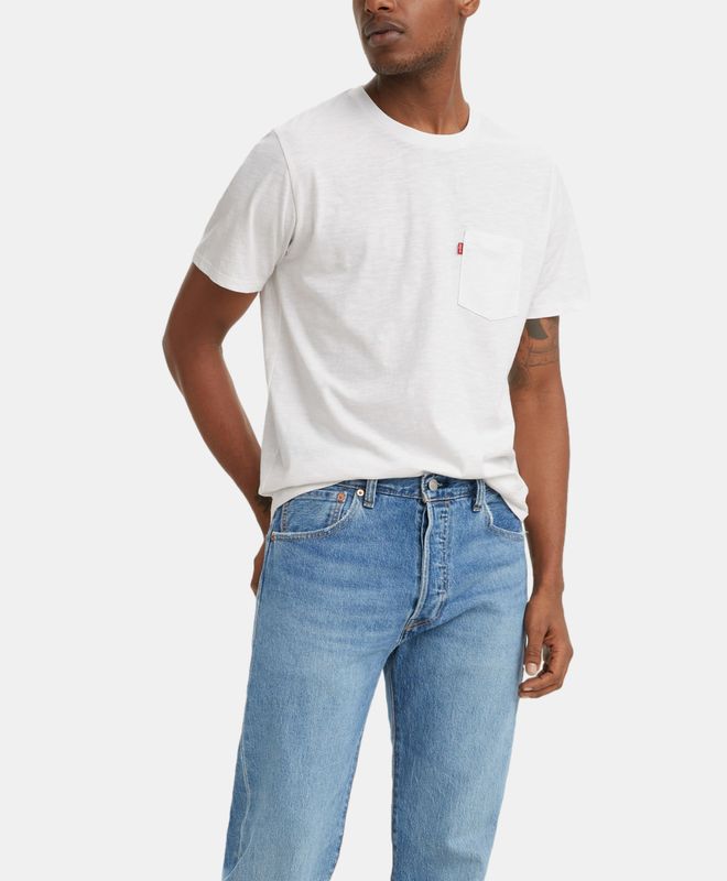 Levi's®Classic Pocket Tee
