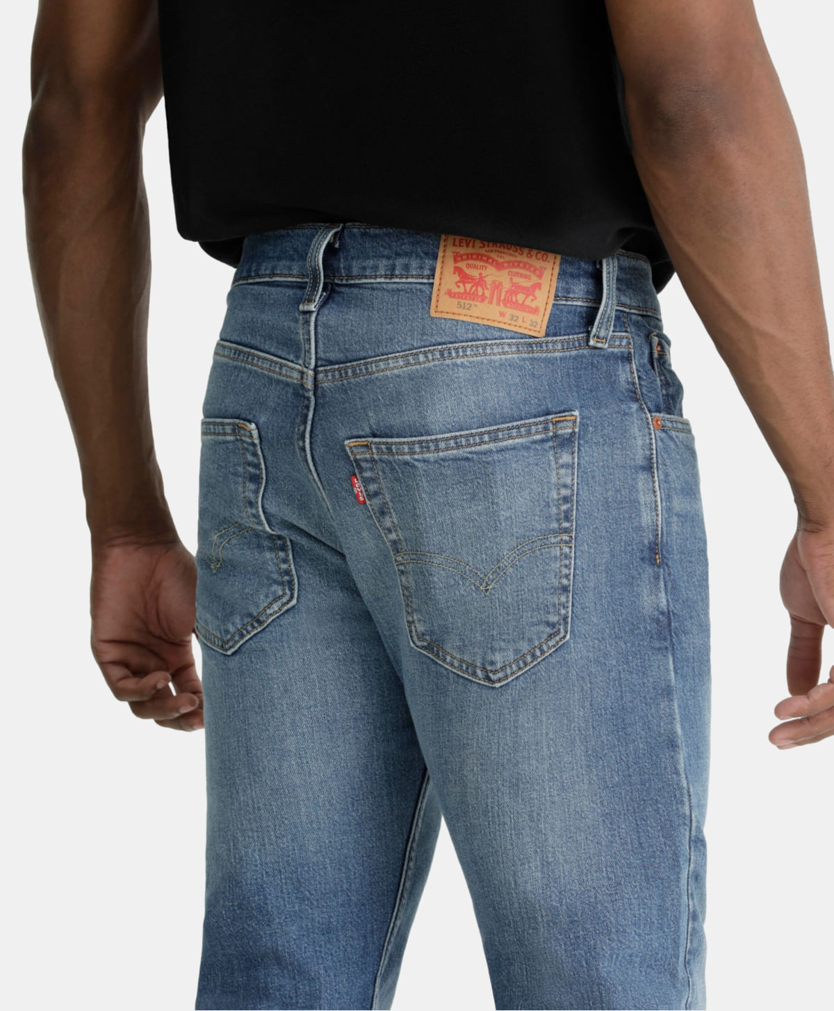 8368