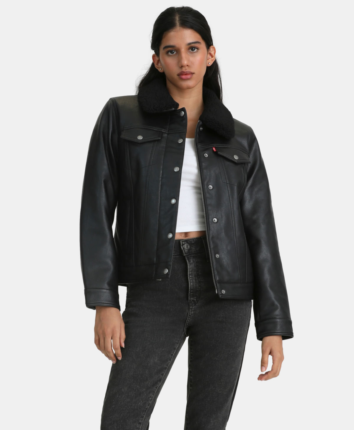 Chamarra Negra Mujer: cuello sherpa Levi's® México