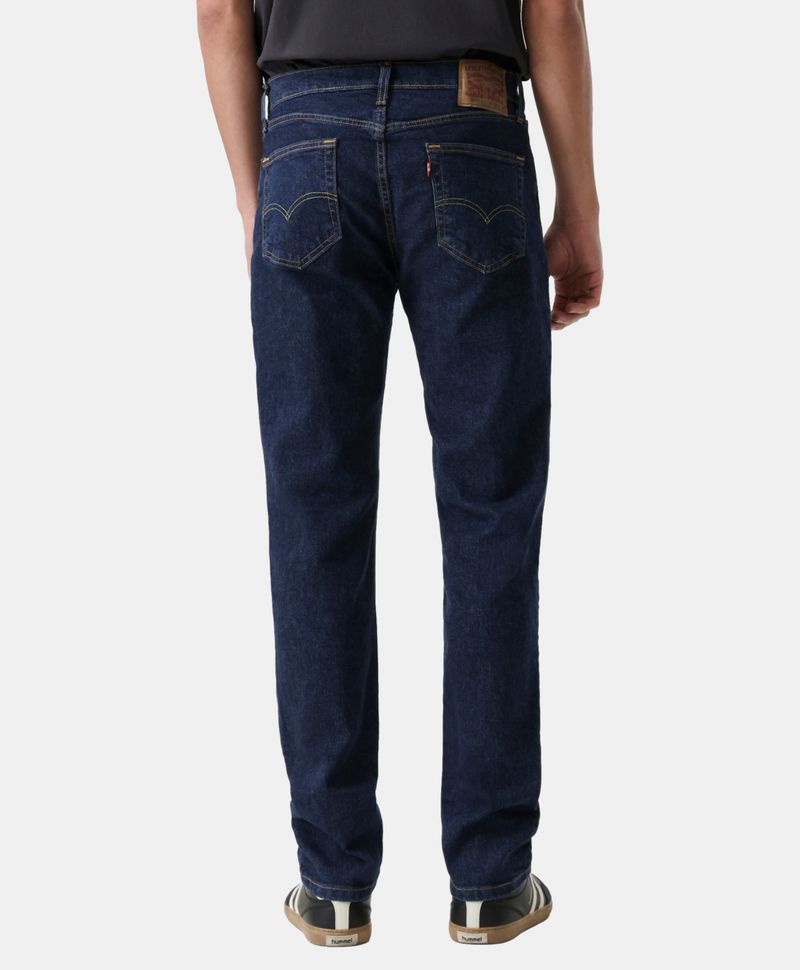 Jeans Levi's 511 slim para hombre vista trasera.