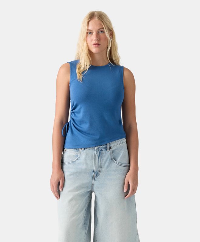 Playera Alila Asymmetrical Levi's® 0086N-0005