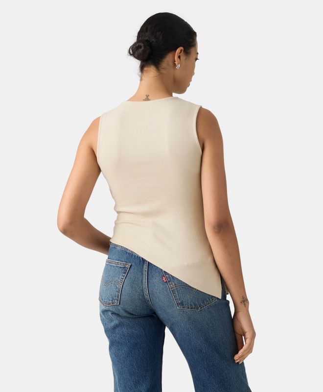 Playera Alila Asymmetrical Levi's®