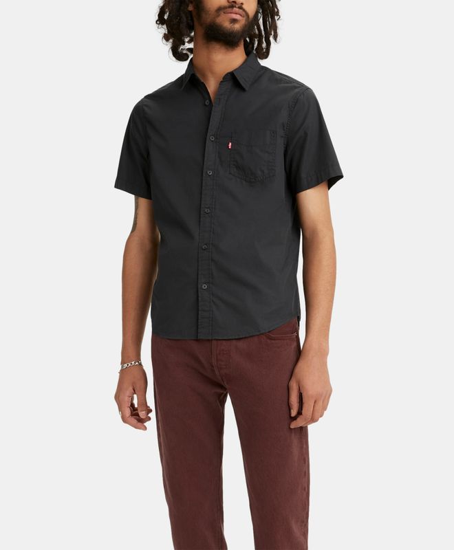 Levi's® Short Sleeve Classic 1 Pocket Standard Fit Shirt